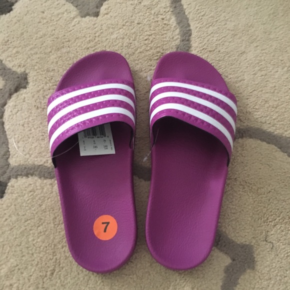 adilette vivid pink
